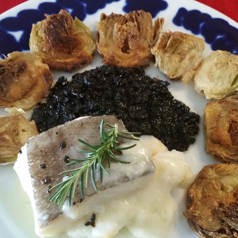 bacalao-al-pilpil-de-ajo-negro